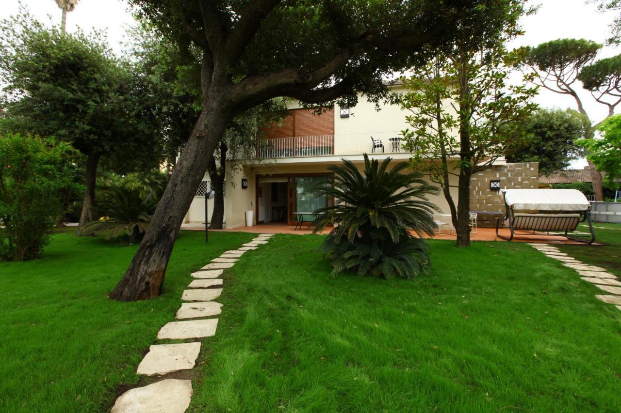 Villa Vanessa Fregenae Exterior foto